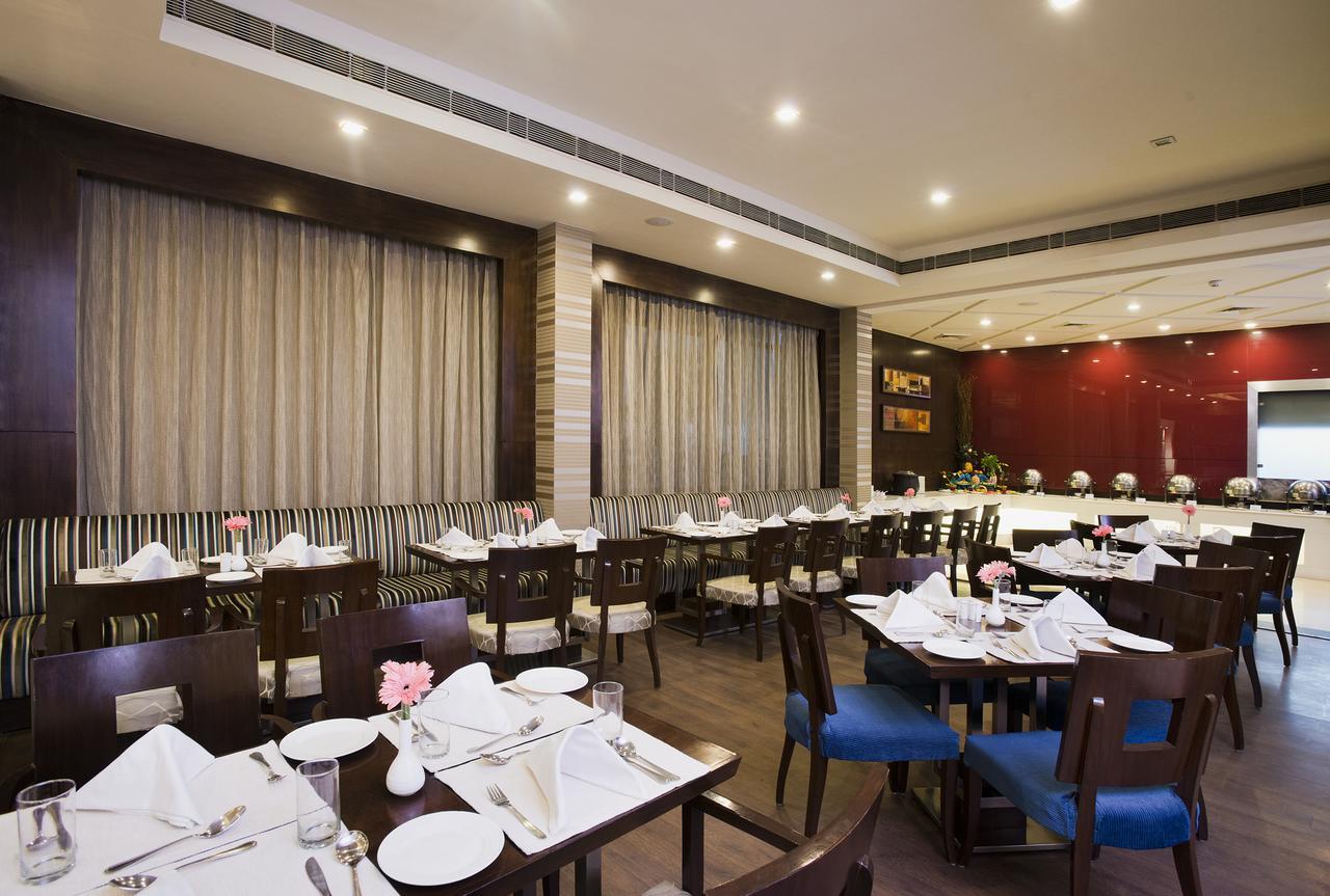 The Manor Bareilly By Leisure Hotels Zewnętrze zdjęcie